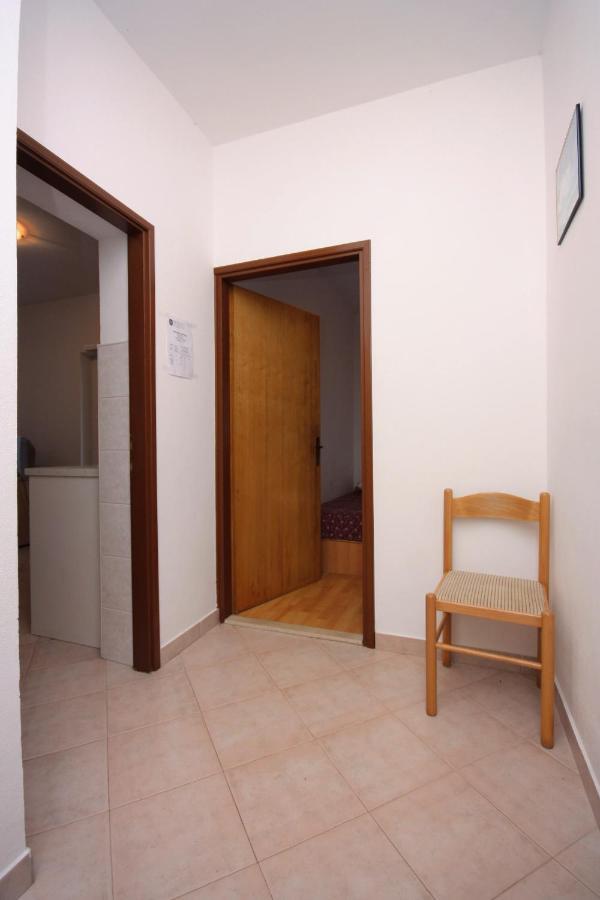 Apartments By The Sea Vrsi - Mulo, Zadar - 5951 ภายนอก รูปภาพ