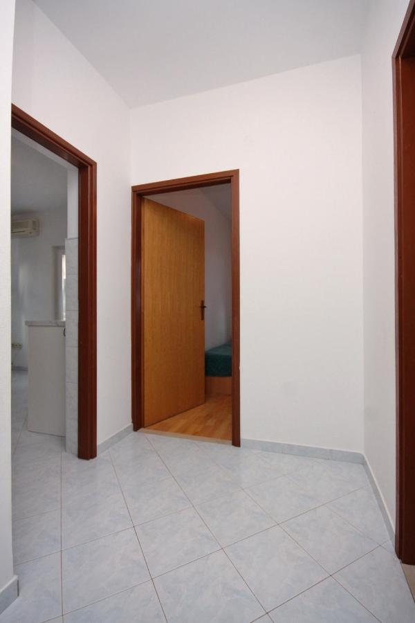 Apartments By The Sea Vrsi - Mulo, Zadar - 5951 ภายนอก รูปภาพ