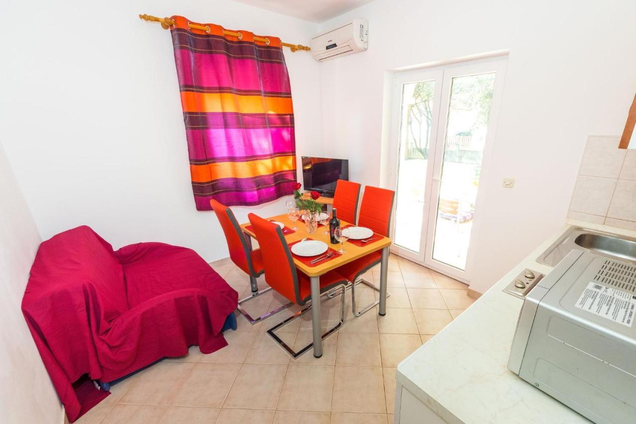 Apartments By The Sea Vrsi - Mulo, Zadar - 5951 ภายนอก รูปภาพ