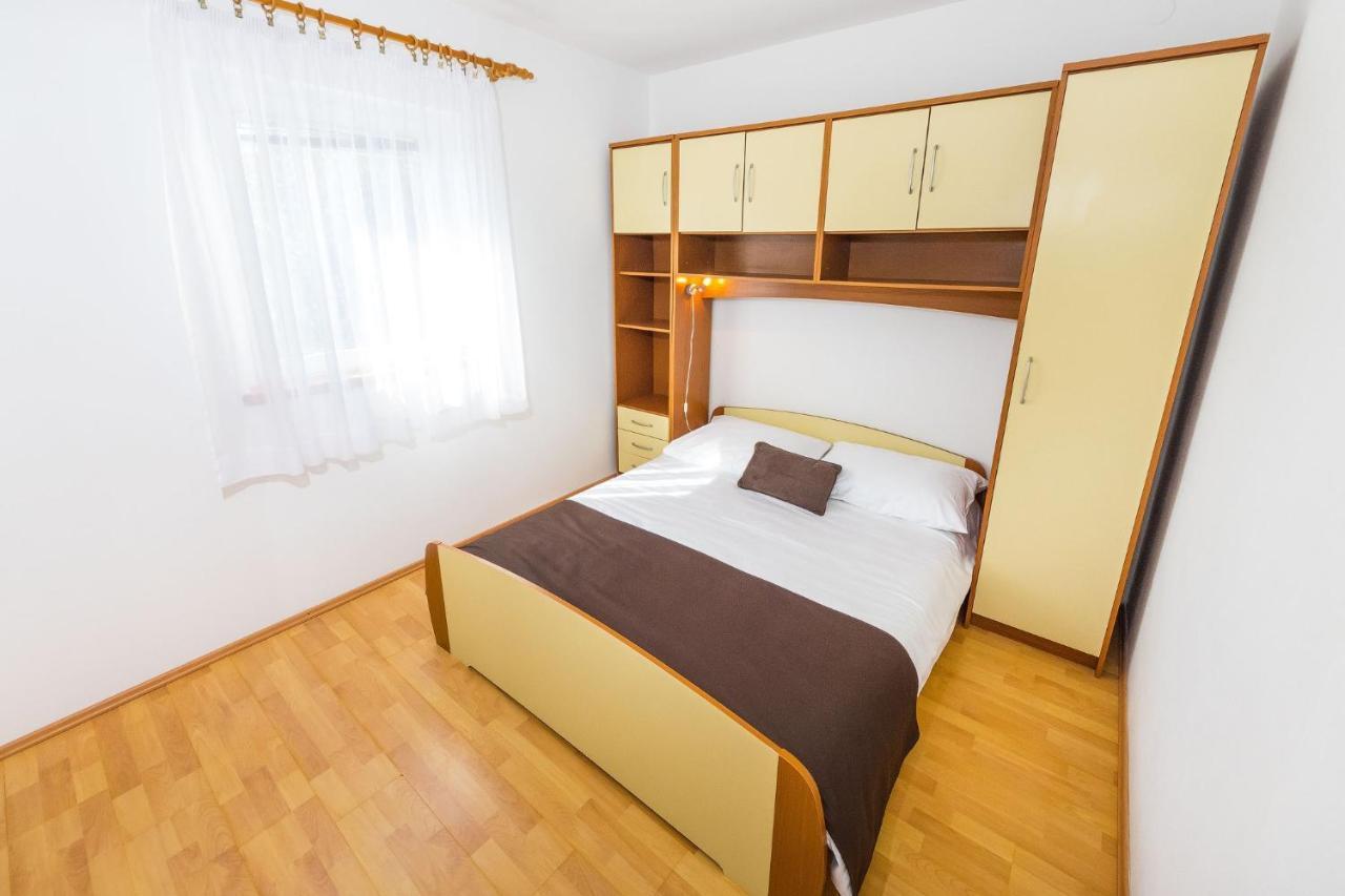 Apartments By The Sea Vrsi - Mulo, Zadar - 5951 ภายนอก รูปภาพ